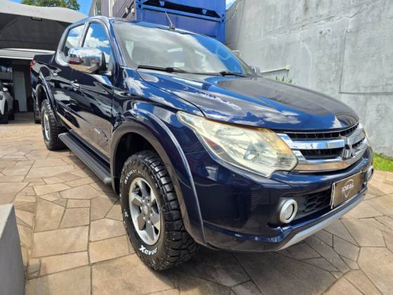 MITSUBISHI L200 TRITON 2.4 16V TURBO DIESEL SPORT HPE CD 4P 4X4 AUTOMÁTICO
